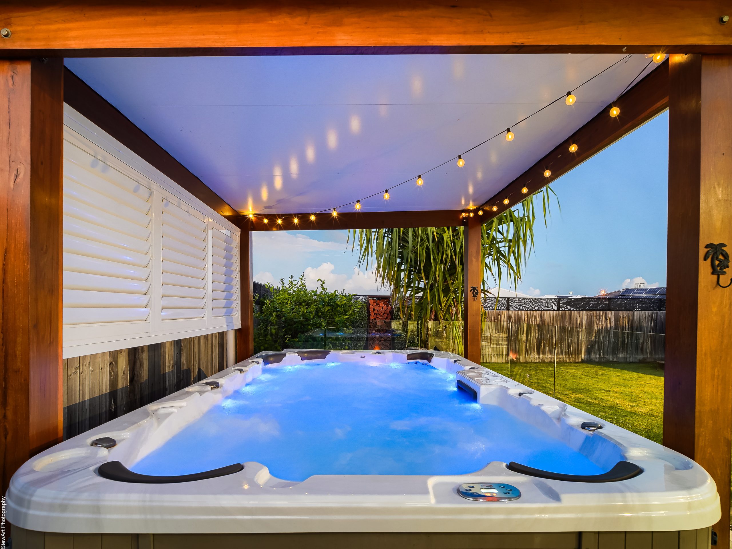 7 Seacrest Drive, WONDUNNA, QLD 4655 AUS