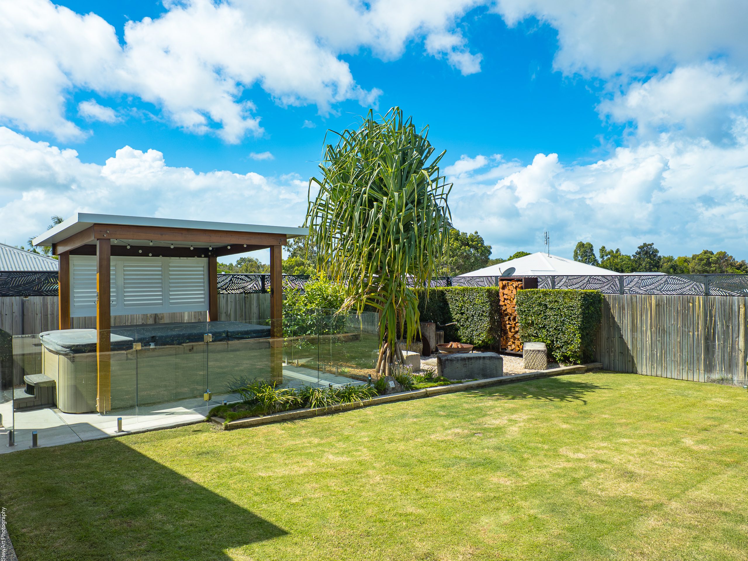 7 Seacrest Drive, WONDUNNA, QLD 4655 AUS