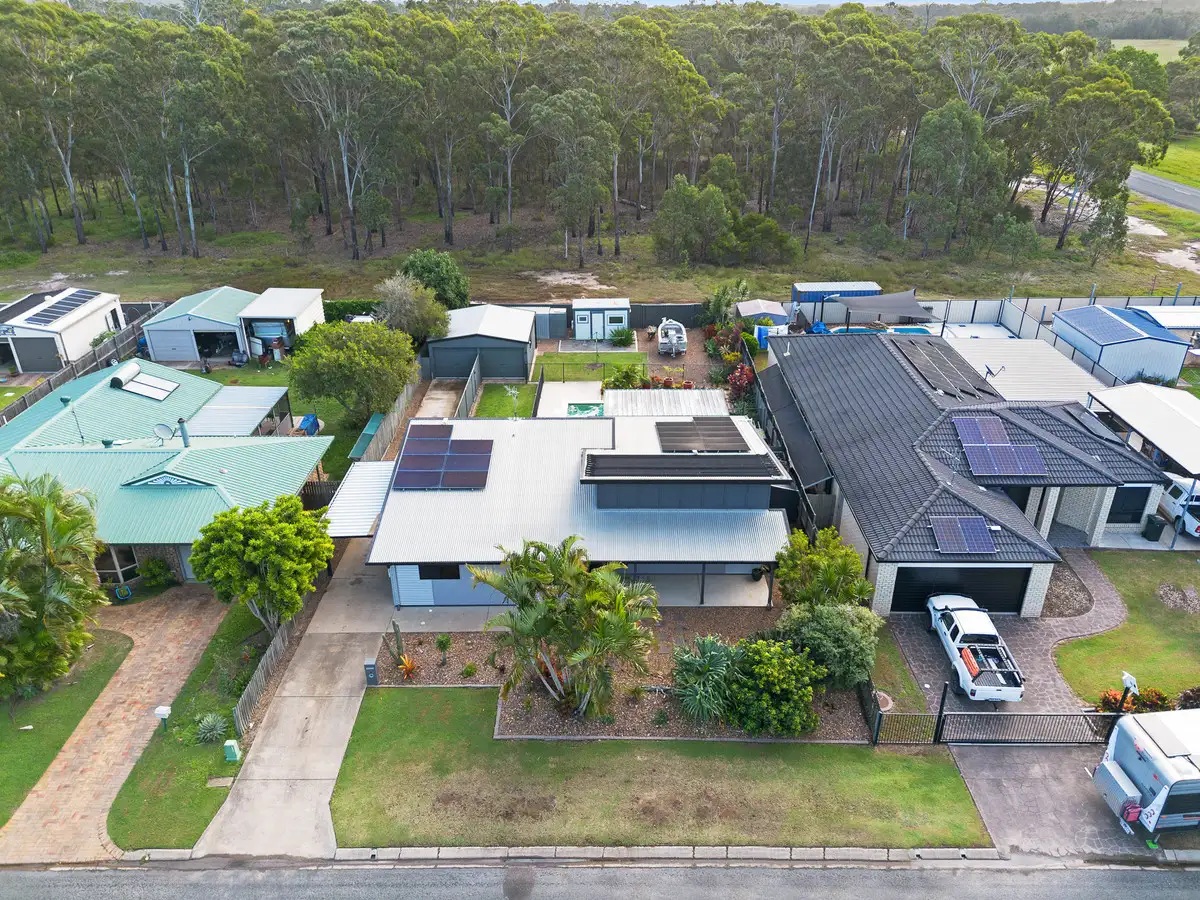 5 Lakeside Drive, BURRUM HEADS, QLD 4659 AUS