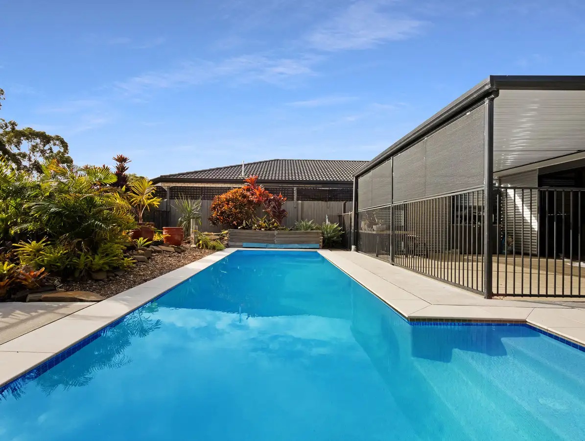 5 Lakeside Drive, BURRUM HEADS, QLD 4659 AUS