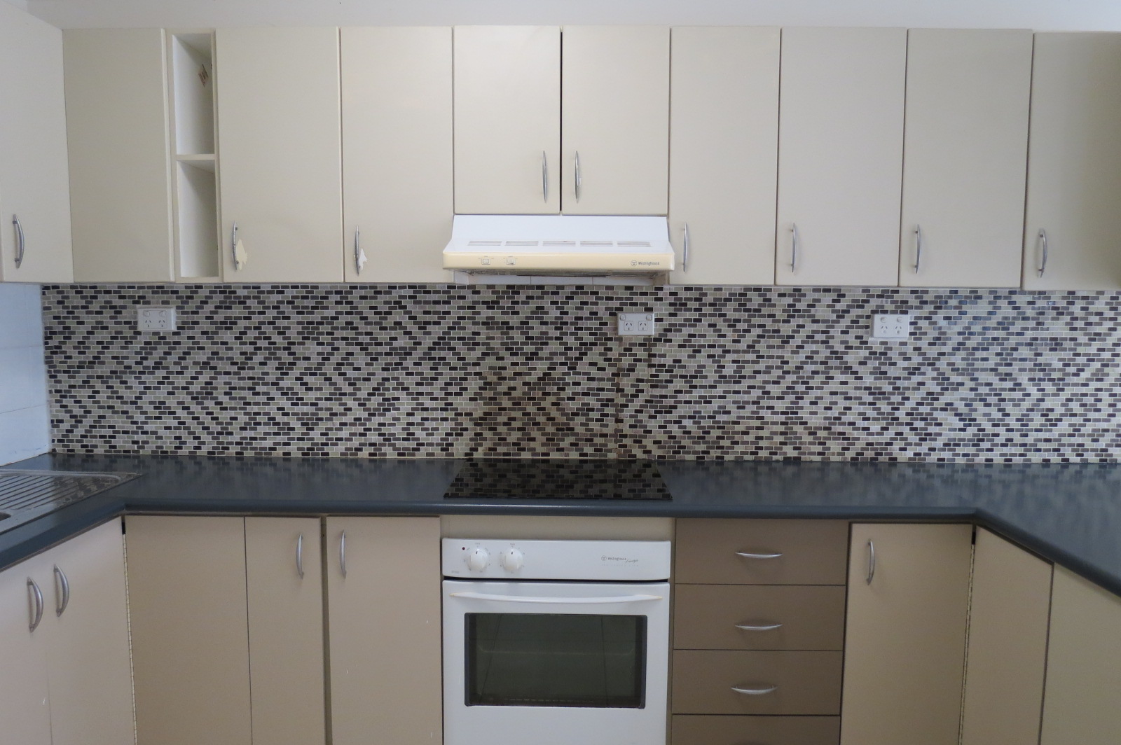 1/23 Murphy Street, POINT VERNON, QLD 4655 AUS