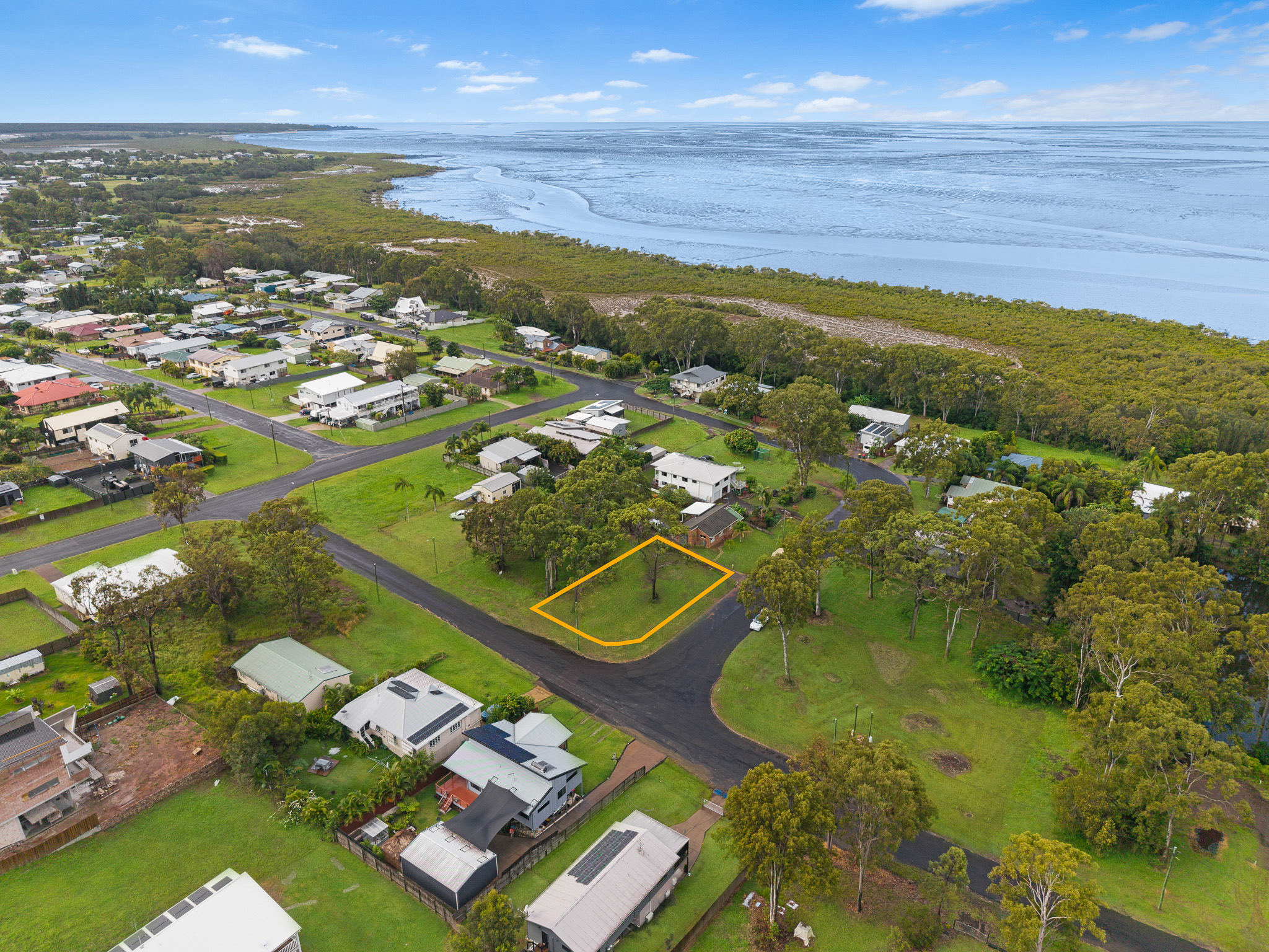 15 Ferris Avenue, RIVER HEADS, QLD 4655 AUS