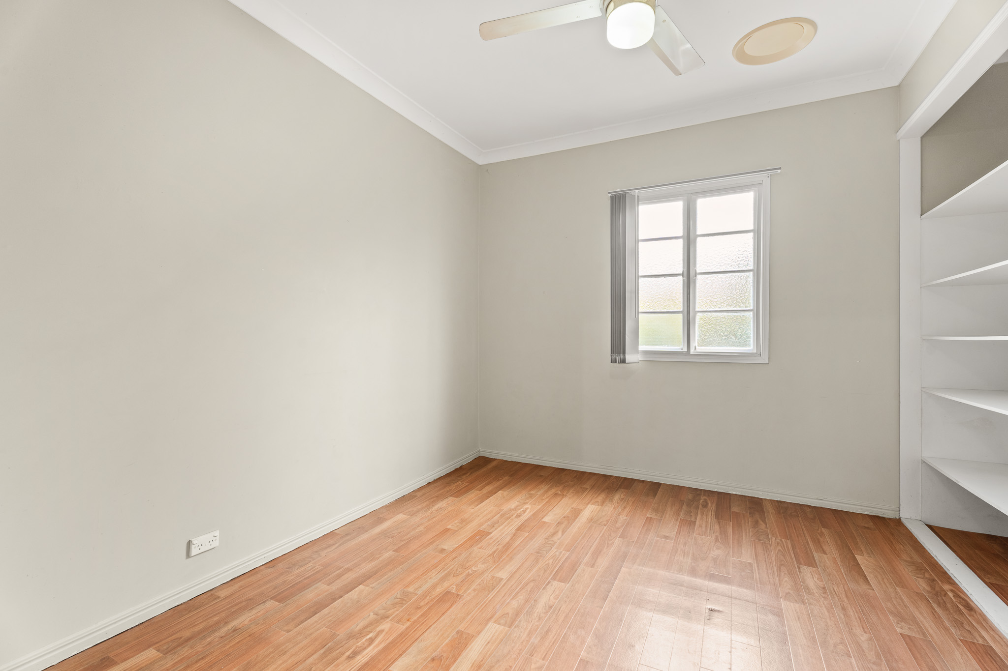 15 Ocean Street, TORQUAY, QLD 4655 AUS