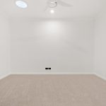 5 Messer Drive, KAWUNGAN, QLD 4655 AUS