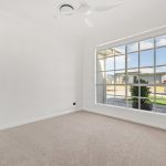 5 Messer Drive, KAWUNGAN, QLD 4655 AUS