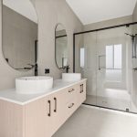 5 Messer Drive, KAWUNGAN, QLD 4655 AUS