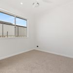 5 Messer Drive, KAWUNGAN, QLD 4655 AUS