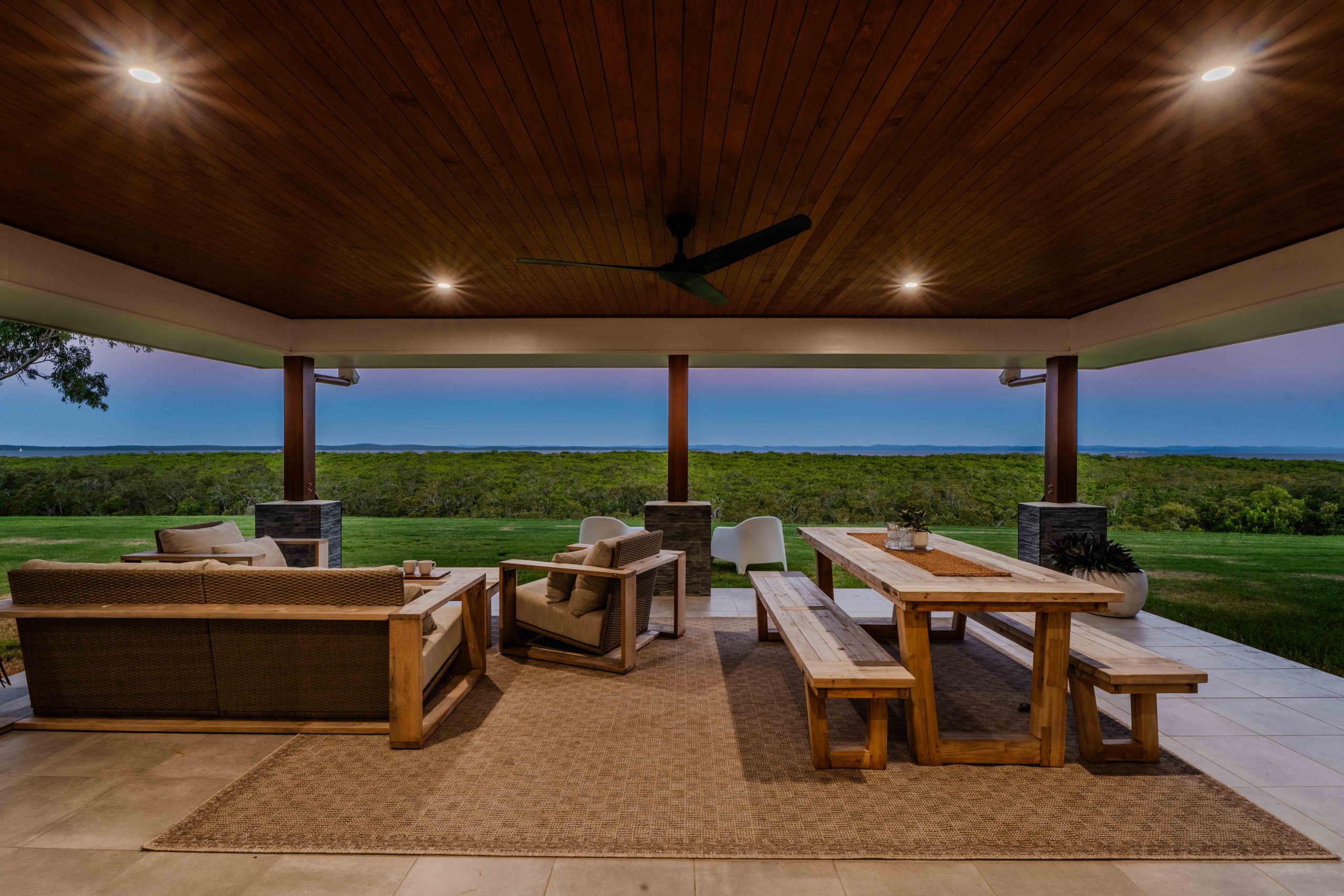 1 Shore Road East, BOORAL, QLD 4655 AUS