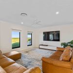 1 Shore Road East, BOORAL, QLD 4655 AUS