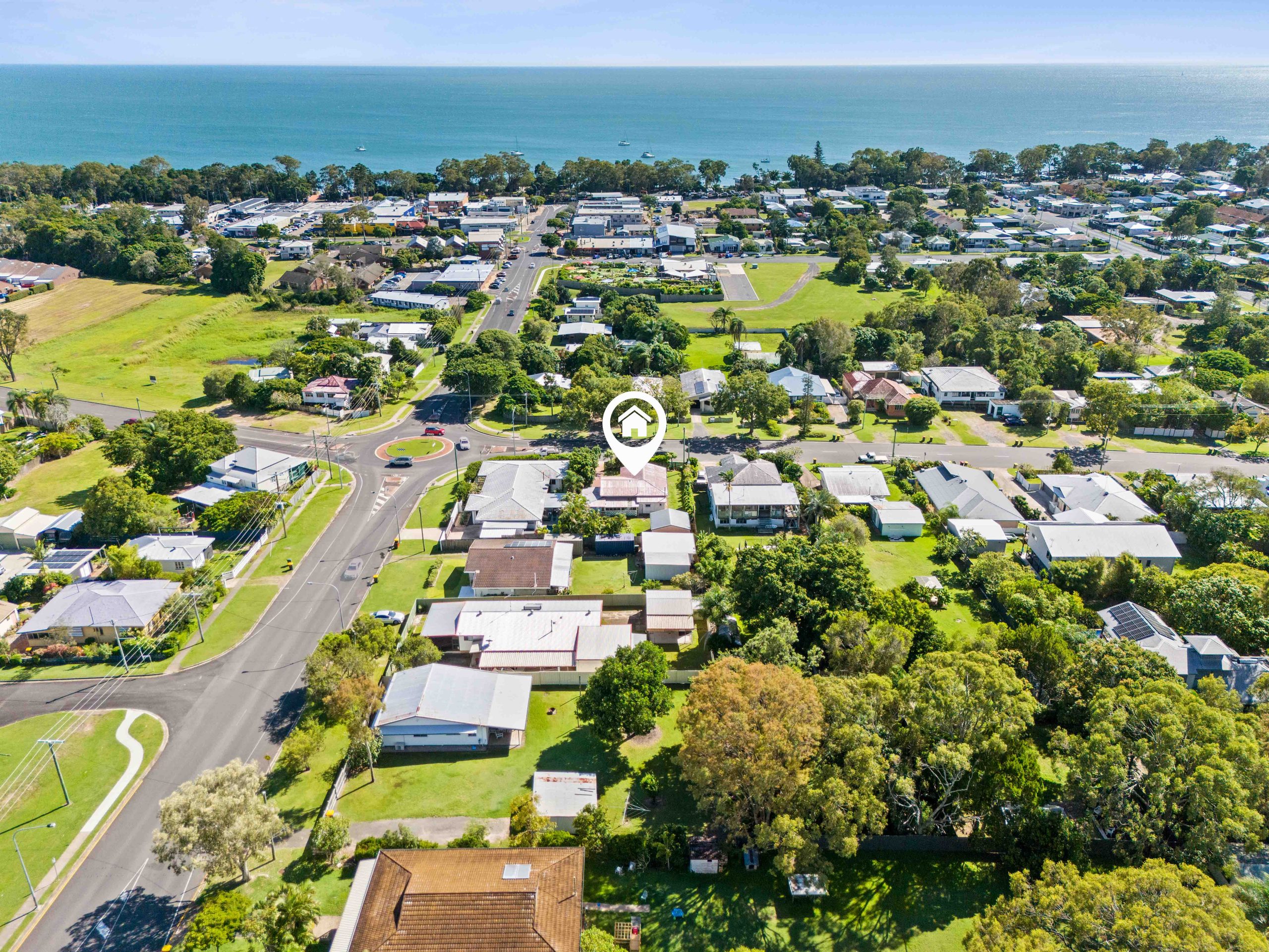 271 Torquay Terrace, TORQUAY, QLD 4655 AUS