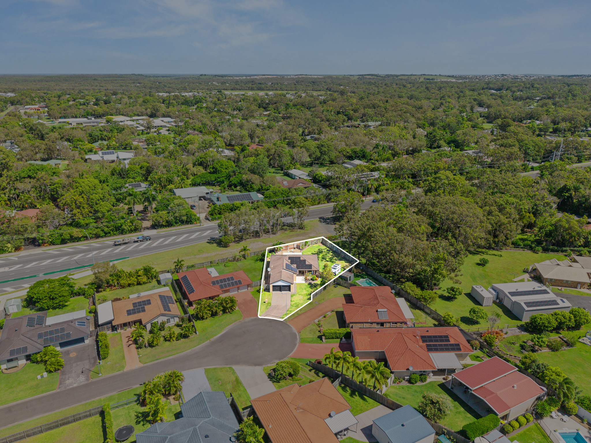 42 Conondale Court, TORQUAY, QLD 4655 AUS