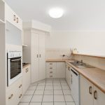 5/7 Hervey Street, SCARNESS, QLD 4655 AUS