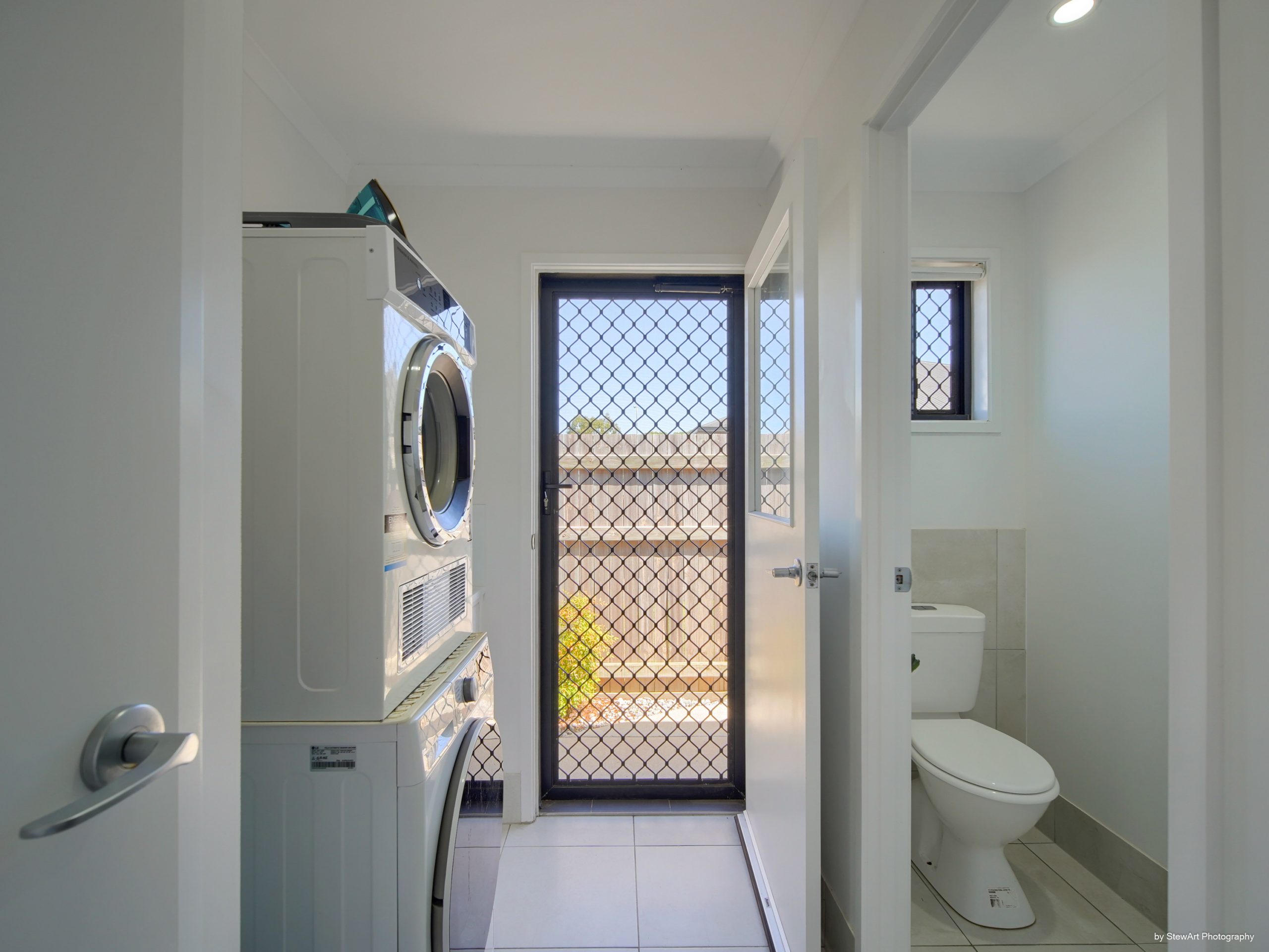 19 Sailaway Circuit, ELI WATERS, QLD 4655 AUS