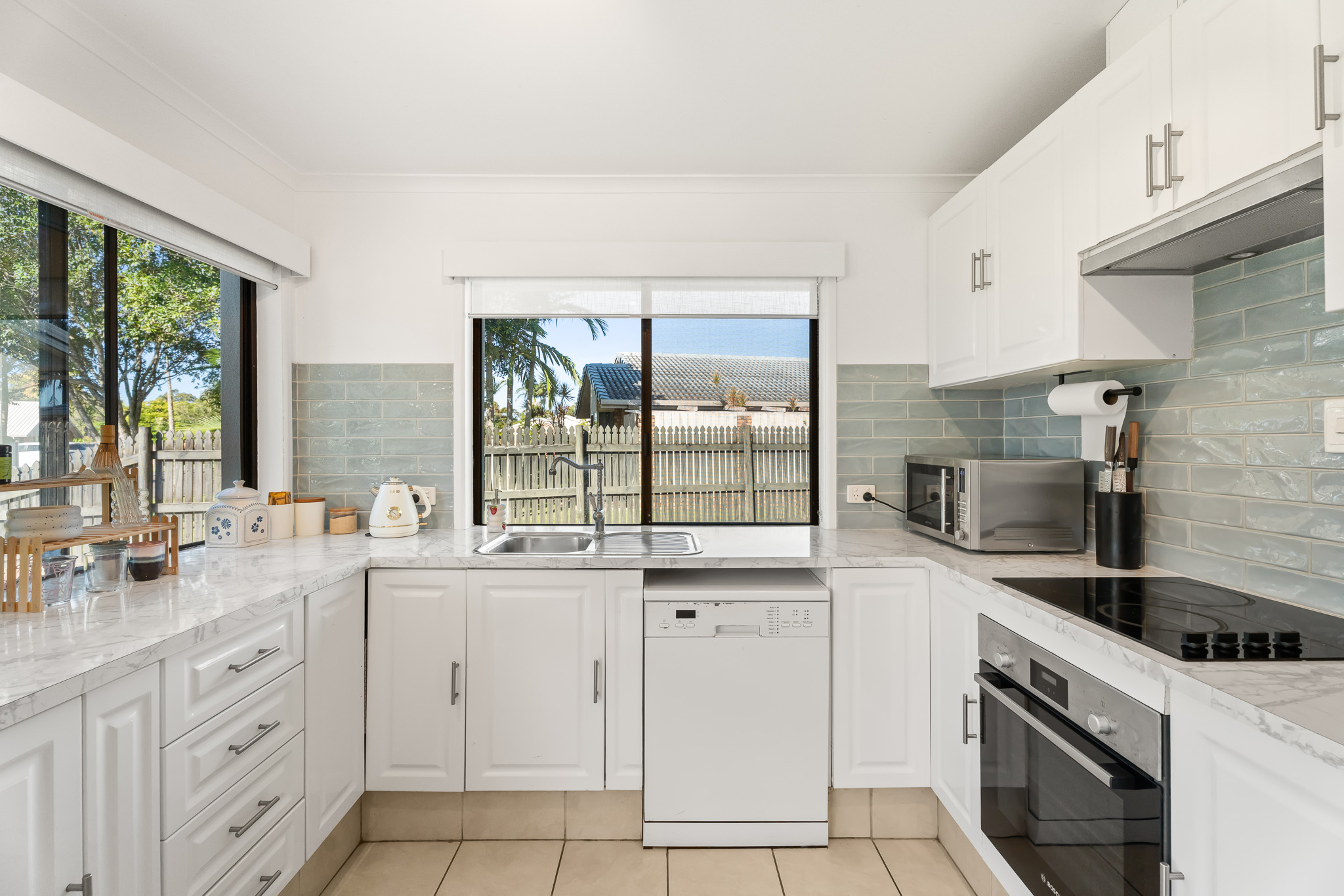 3 Kentia Court, KAWUNGAN, QLD 4655 AUS