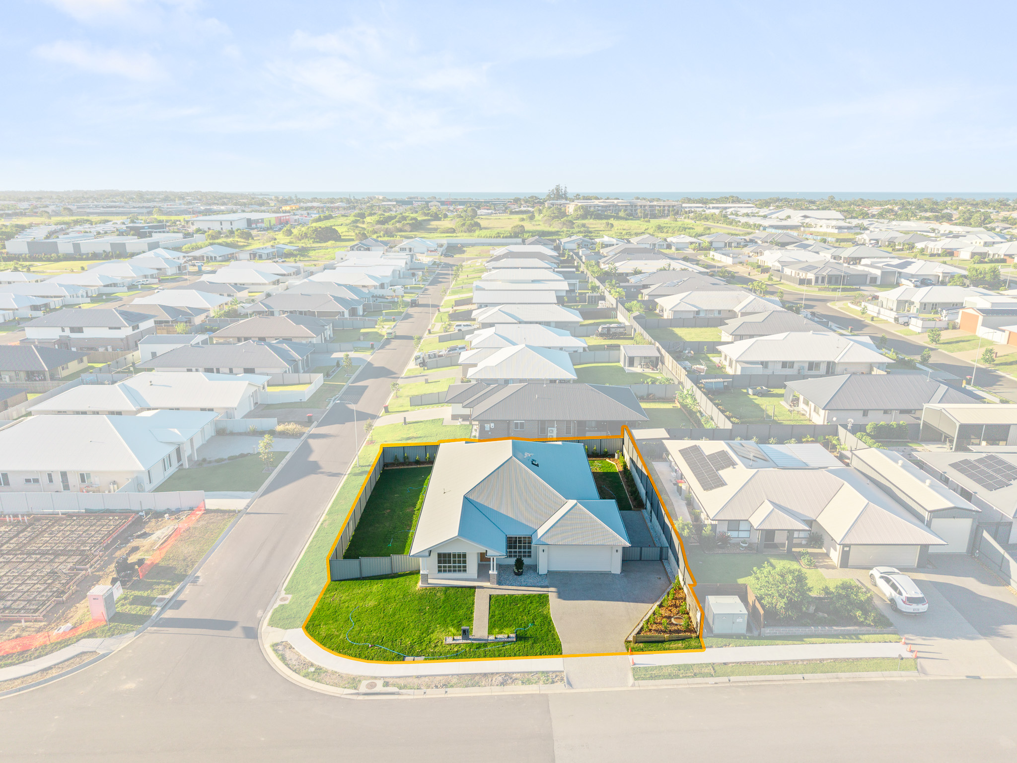 5 Messer Drive, KAWUNGAN, QLD 4655 AUS