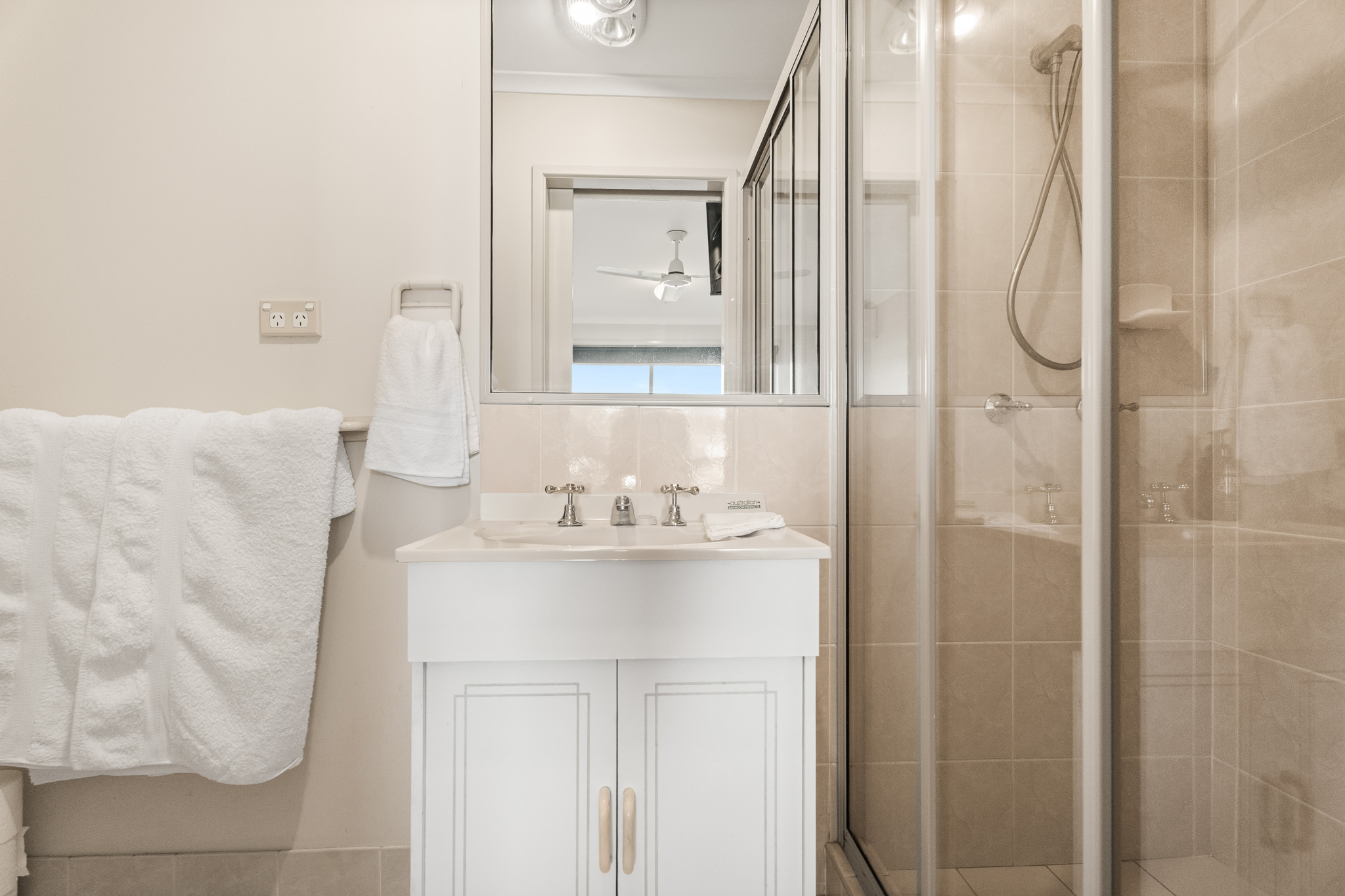 52 Ibis Boulevard, ELI WATERS, QLD 4655 AUS