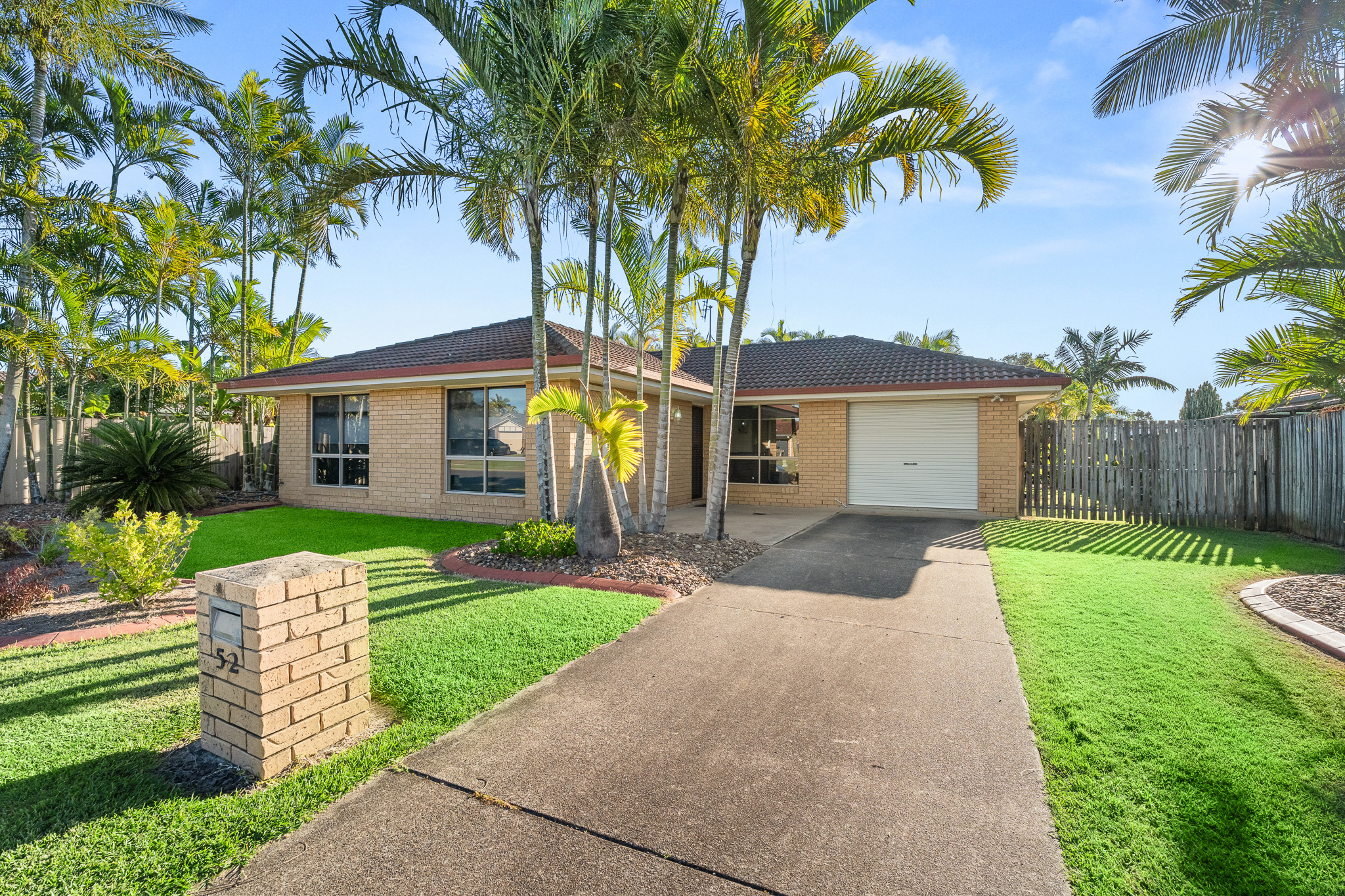 52 Ibis Boulevard, ELI WATERS, QLD 4655 AUS