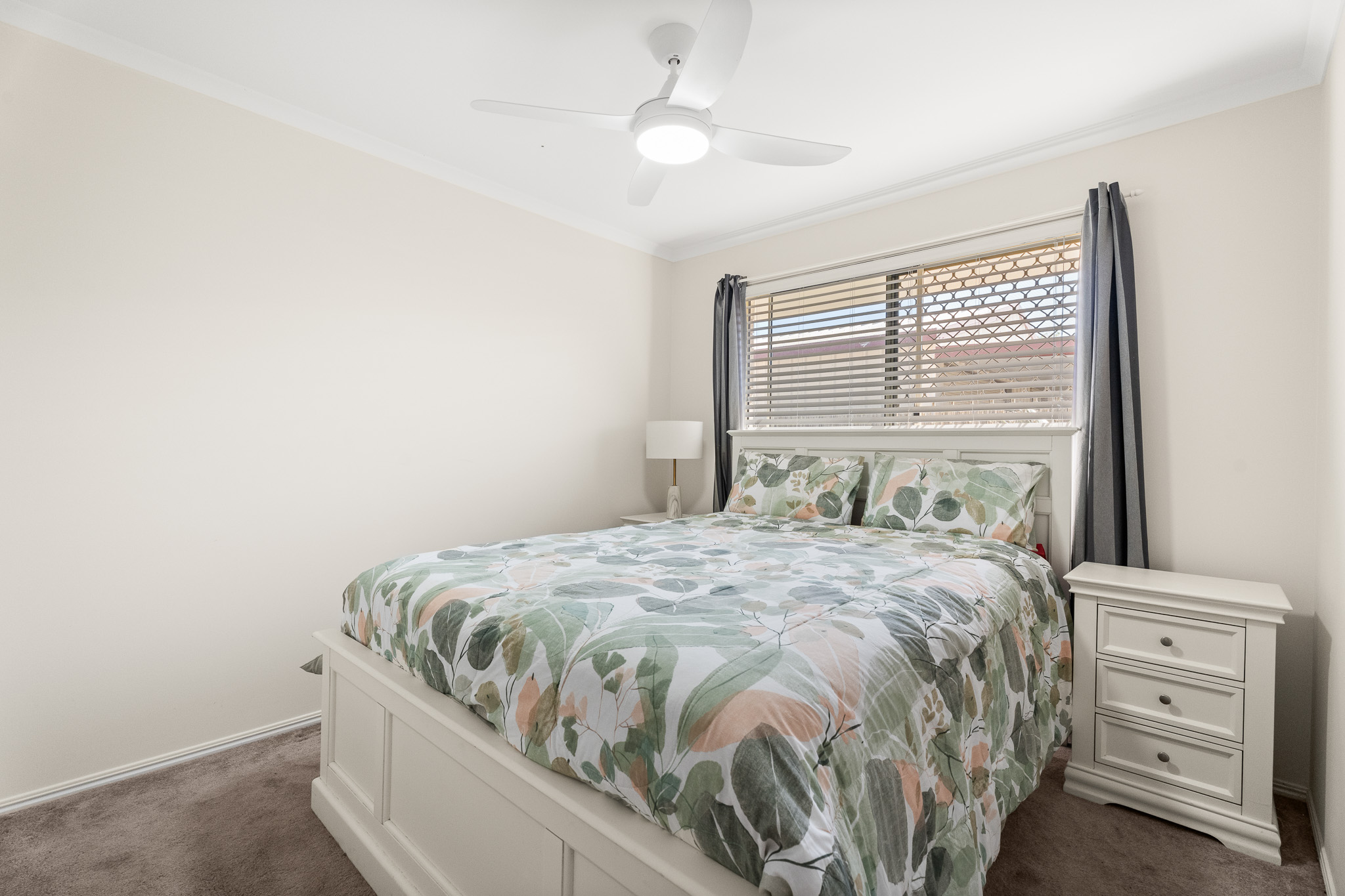 39 Foreshore Drive, URANGAN, QLD 4655 AUS