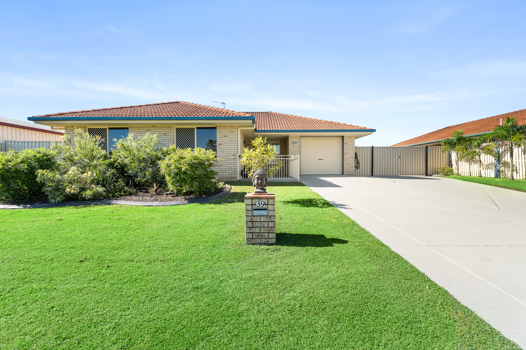 39 Foreshore Drive, URANGAN, QLD 4655 AUS