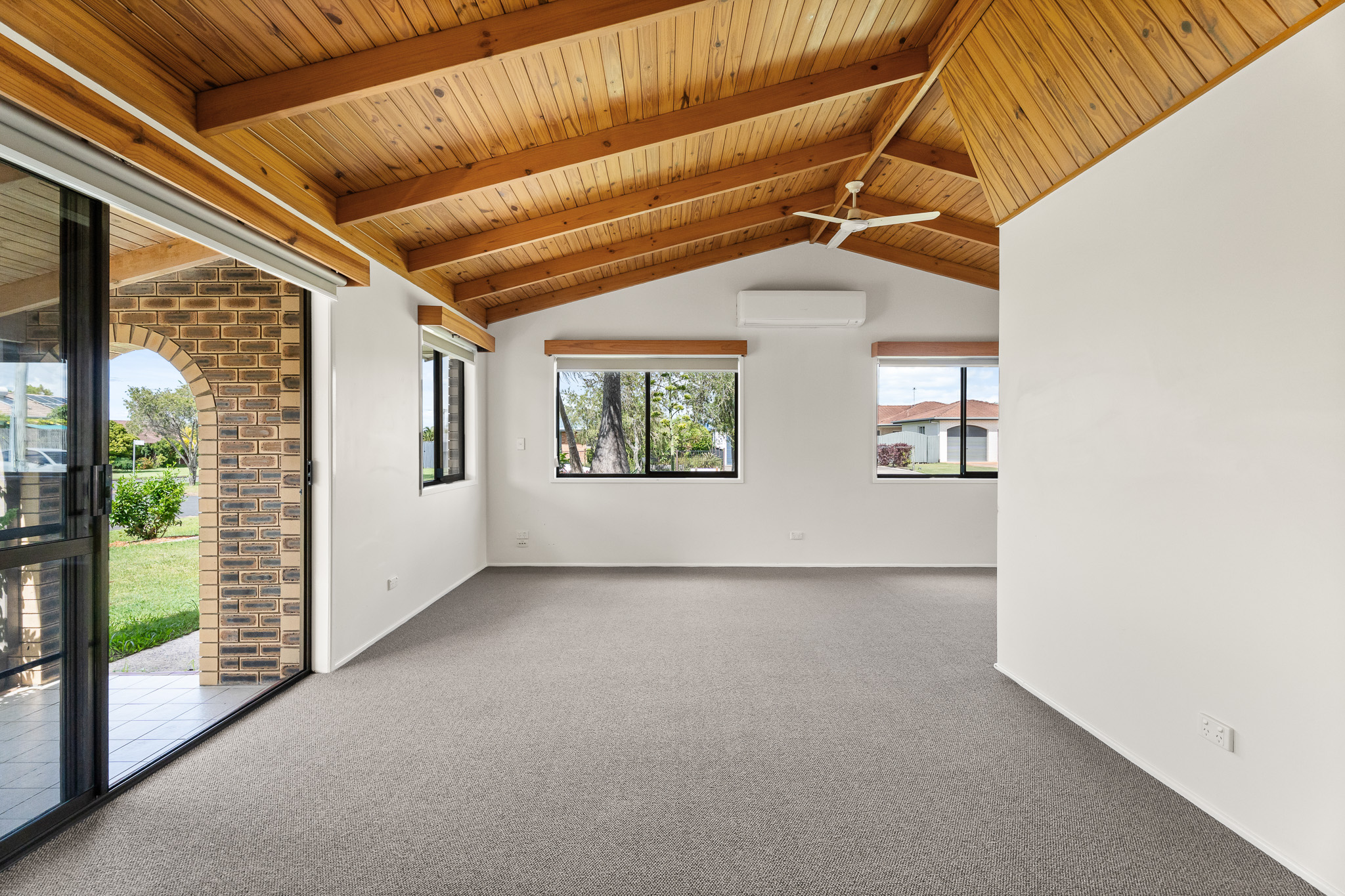 3 Koloi Street, SCARNESS, QLD 4655 AUS