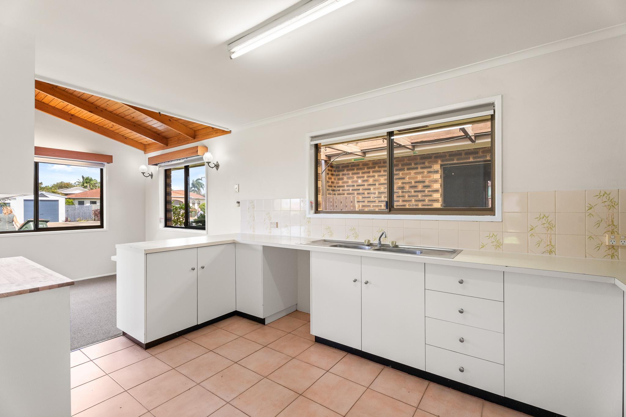 3 Koloi Street, SCARNESS, QLD 4655 AUS