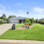 64 Porpita Circuit, TOOGOOM, QLD 4655 AUS