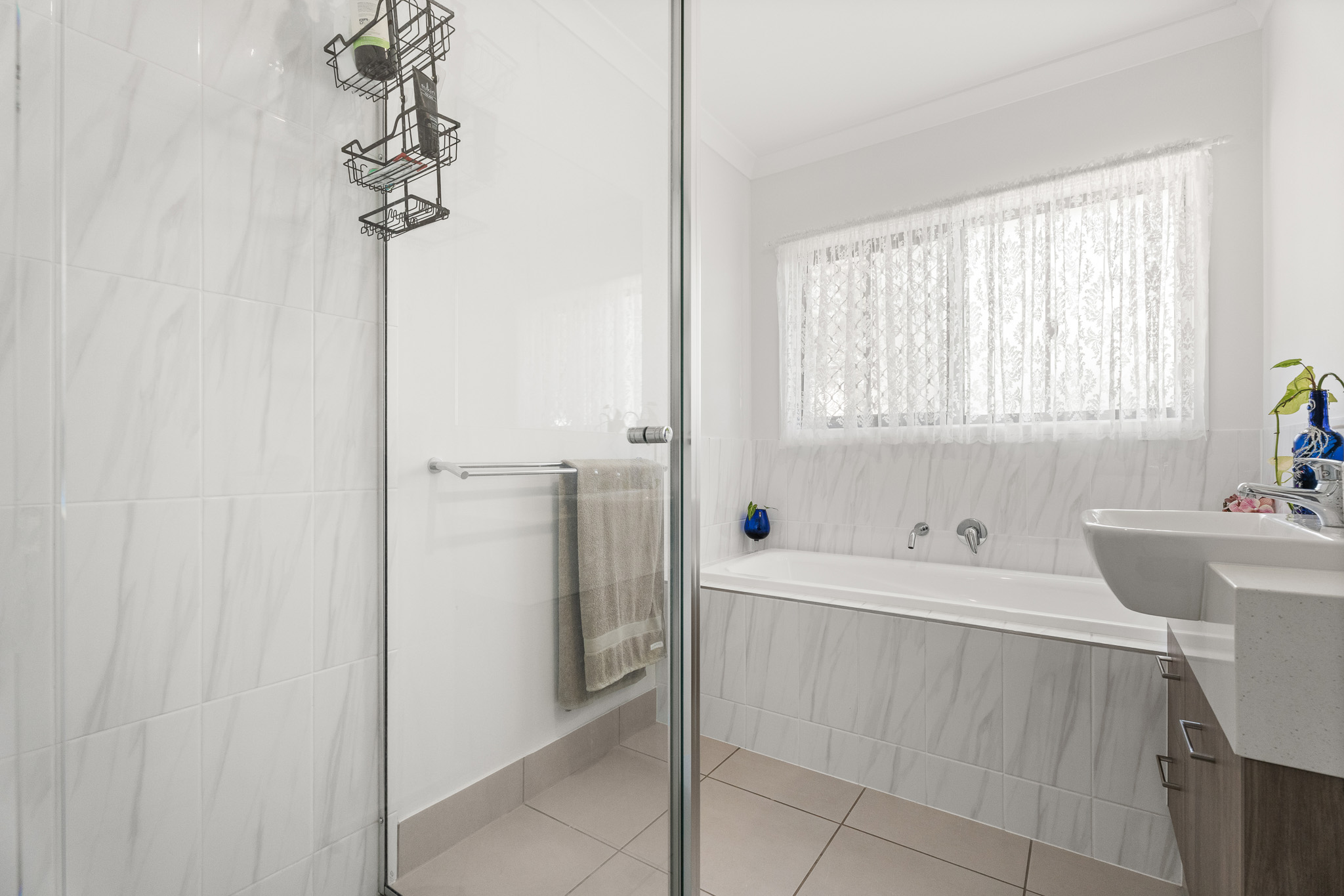 64 Porpita Circuit, TOOGOOM, QLD 4655 AUS