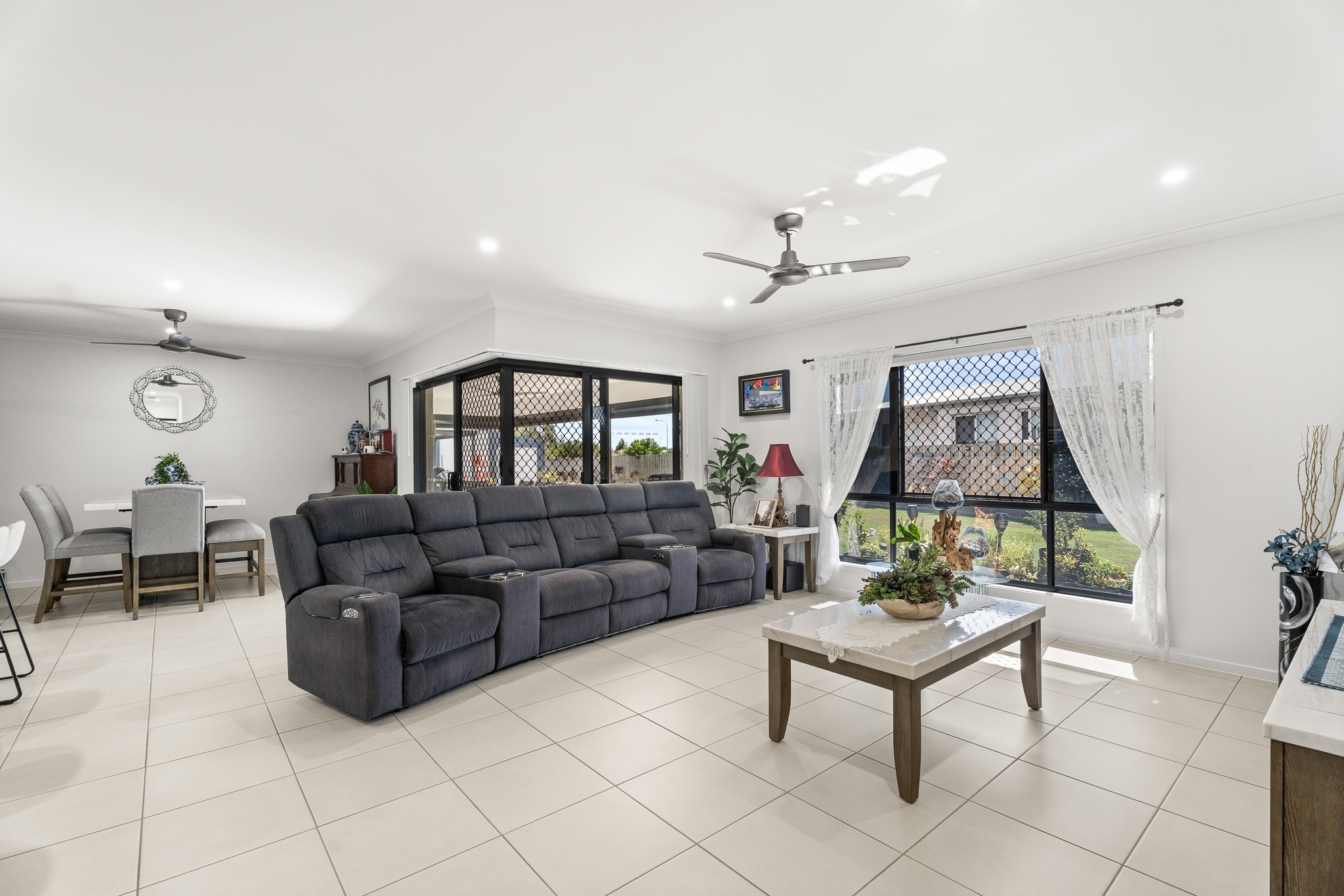 64 Porpita Circuit, TOOGOOM, QLD 4655 AUS