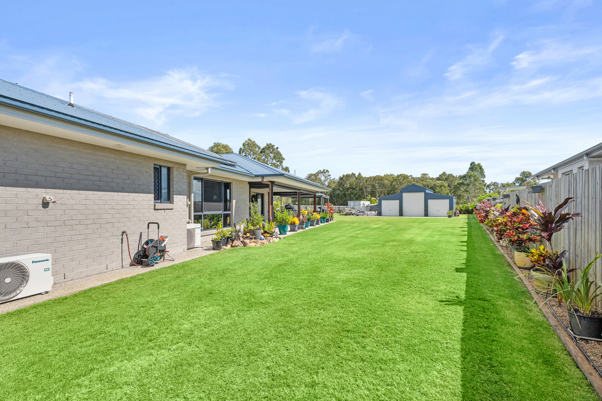 64 Porpita Circuit, TOOGOOM, QLD 4655 AUS