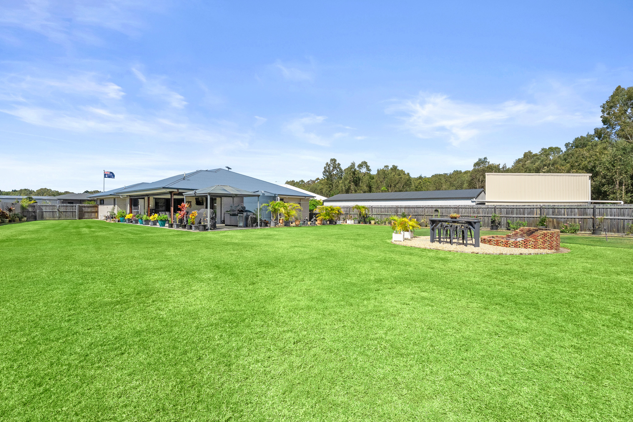 64 Porpita Circuit, TOOGOOM, QLD 4655 AUS