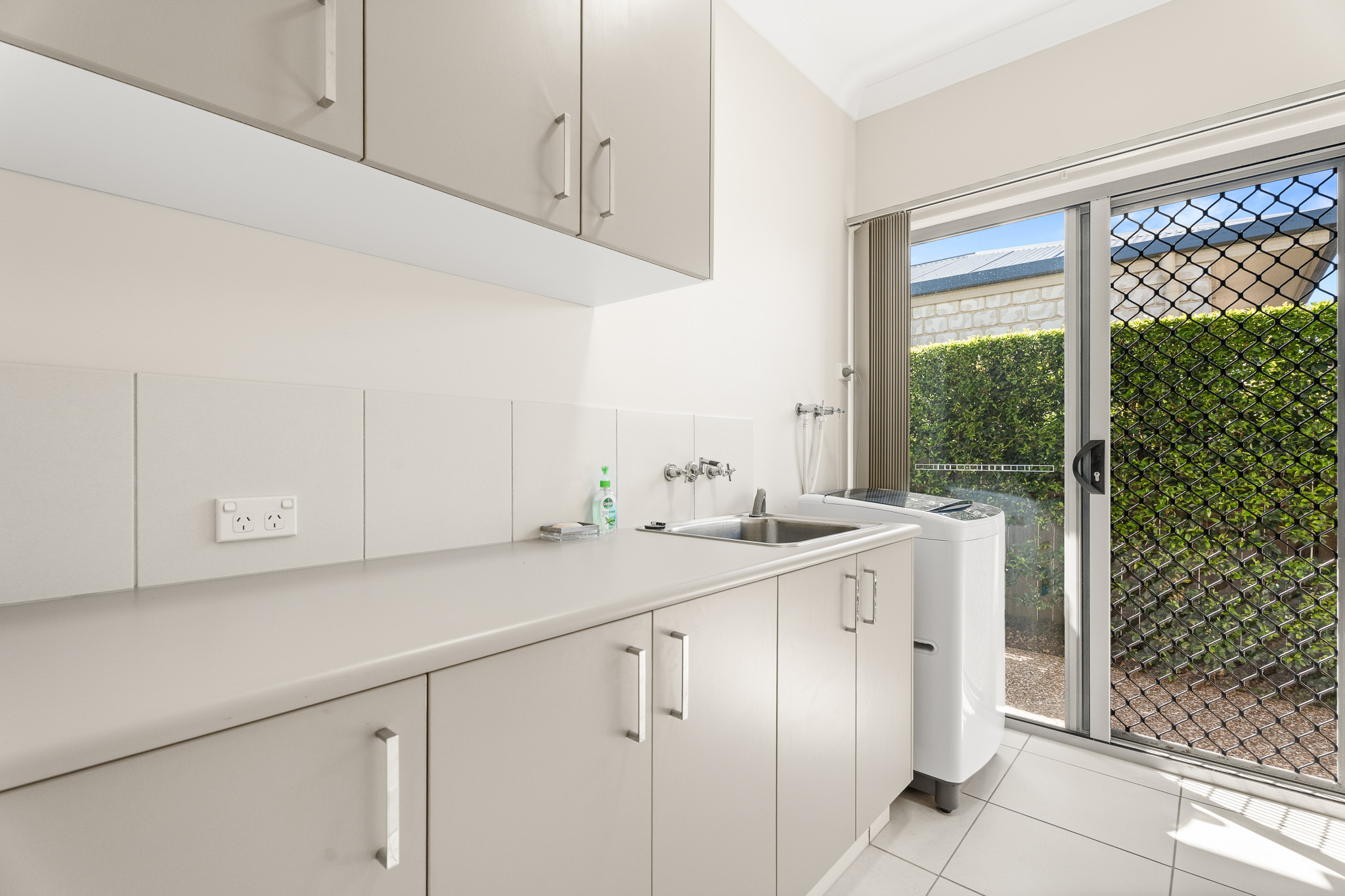 51 Ocean Street, TORQUAY, QLD 4655 AUS