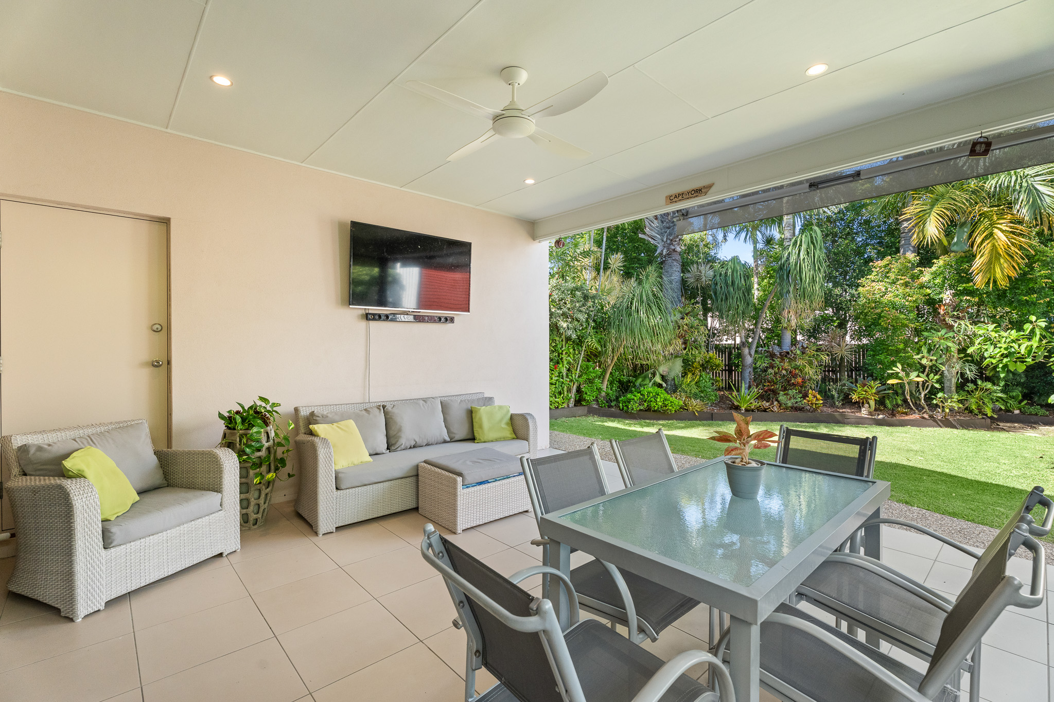 51 Ocean Street, TORQUAY, QLD 4655 AUS