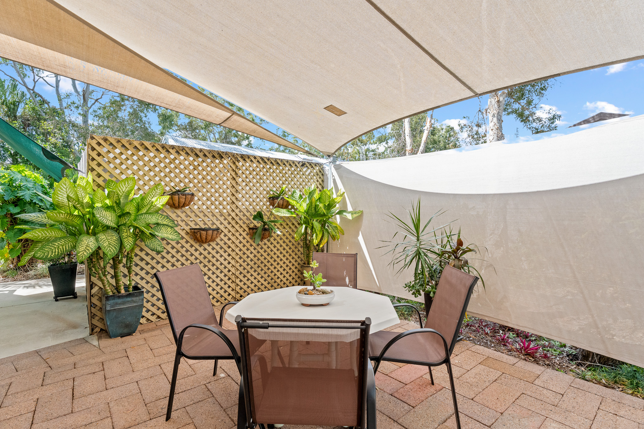 TORQUAY, QLD 4655 AUS