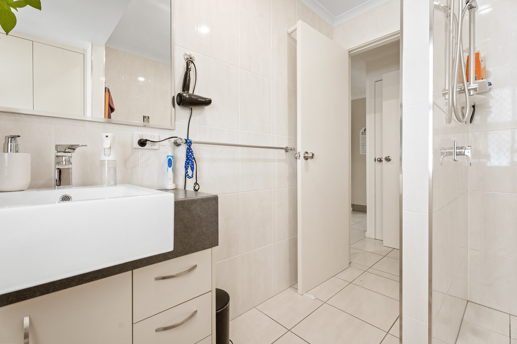 TORQUAY, QLD 4655 AUS