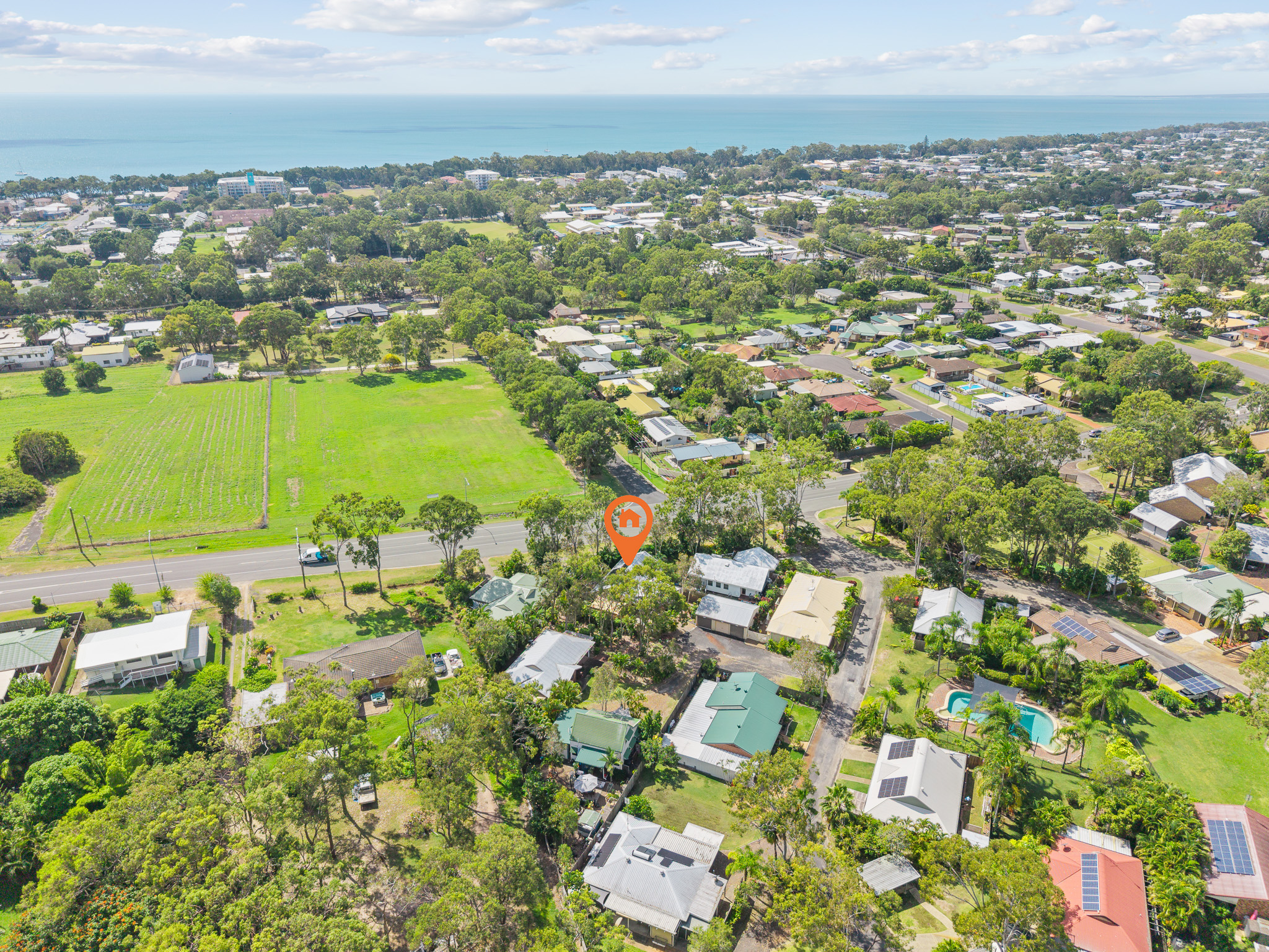 TORQUAY, QLD 4655 AUS