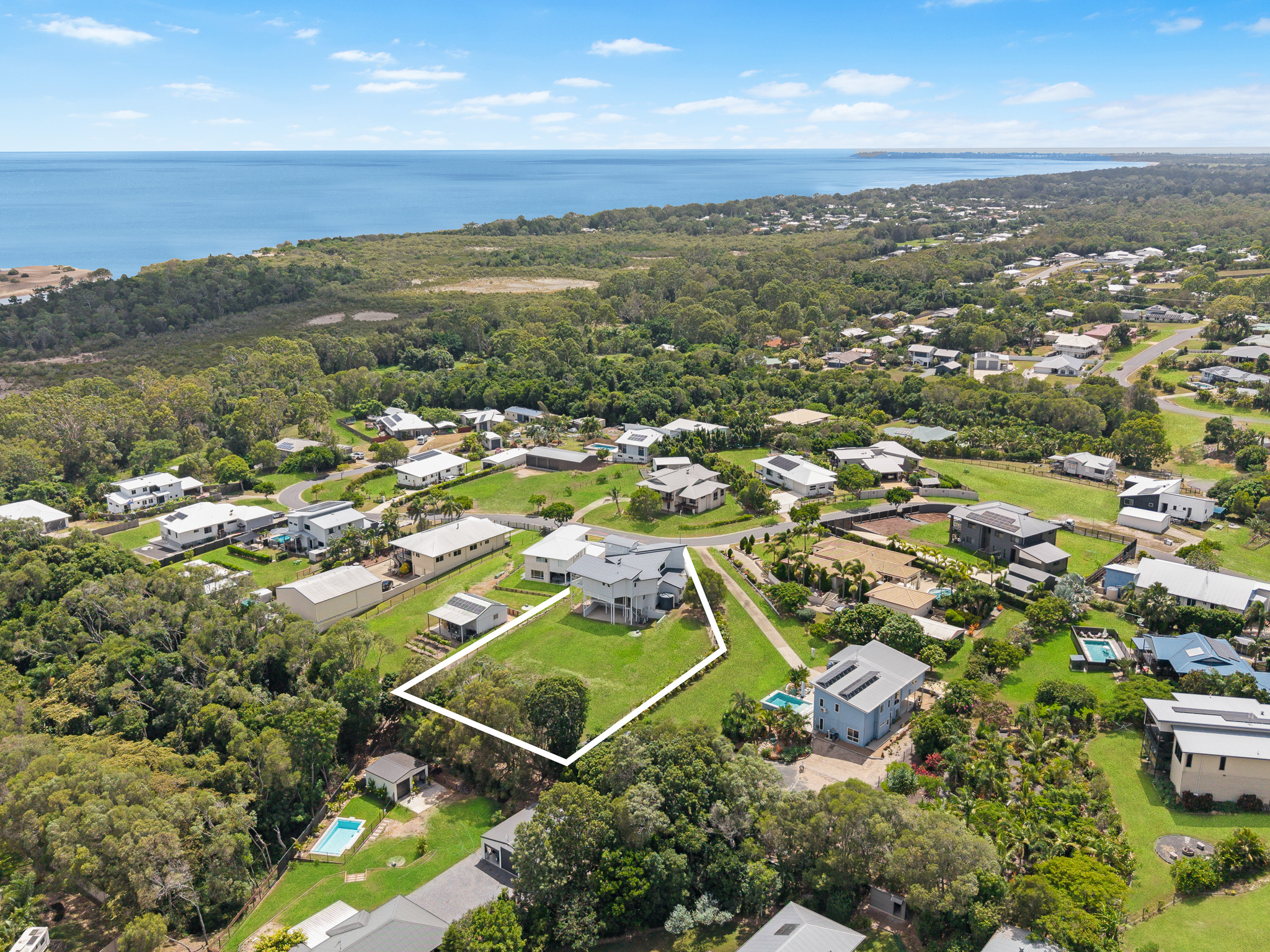 34 Highview Drive, CRAIGNISH, QLD 4655 AUS