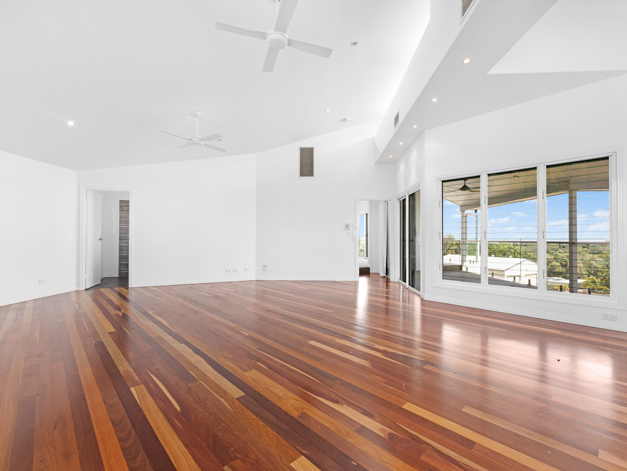 34 Highview Drive, CRAIGNISH, QLD 4655 AUS