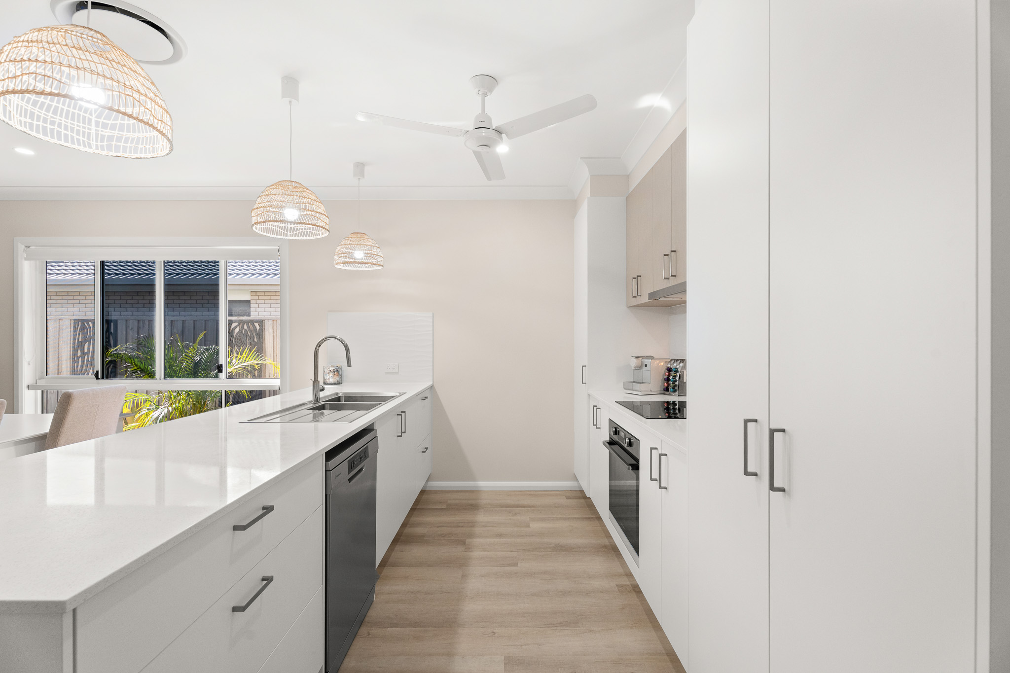 53 Dougan Street, POINT VERNON, QLD 4655 AUS