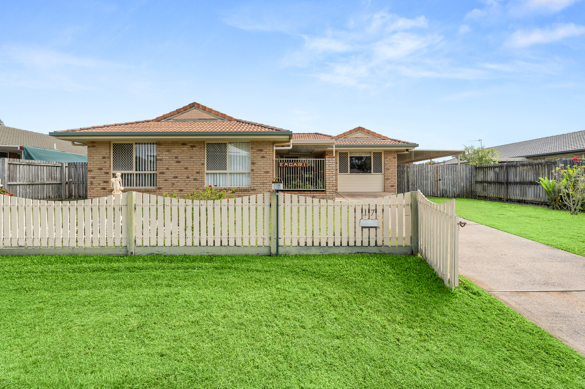 17 Foreshore Drive, URANGAN, QLD 4655 AUS