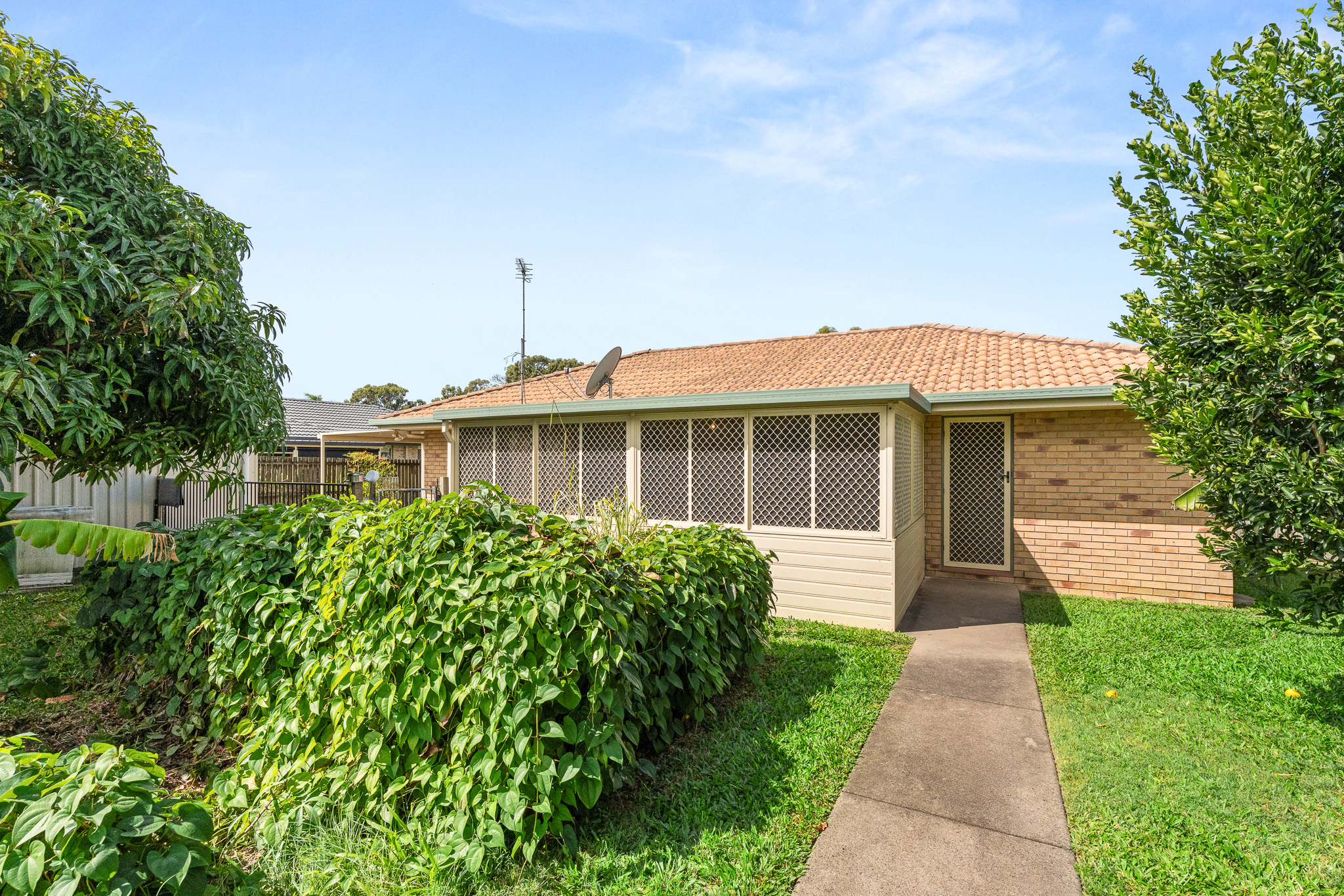 17 Foreshore Drive, URANGAN, QLD 4655 AUS