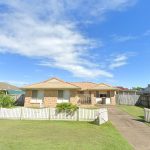 17 Foreshore Drive, URANGAN, QLD 4655 AUS