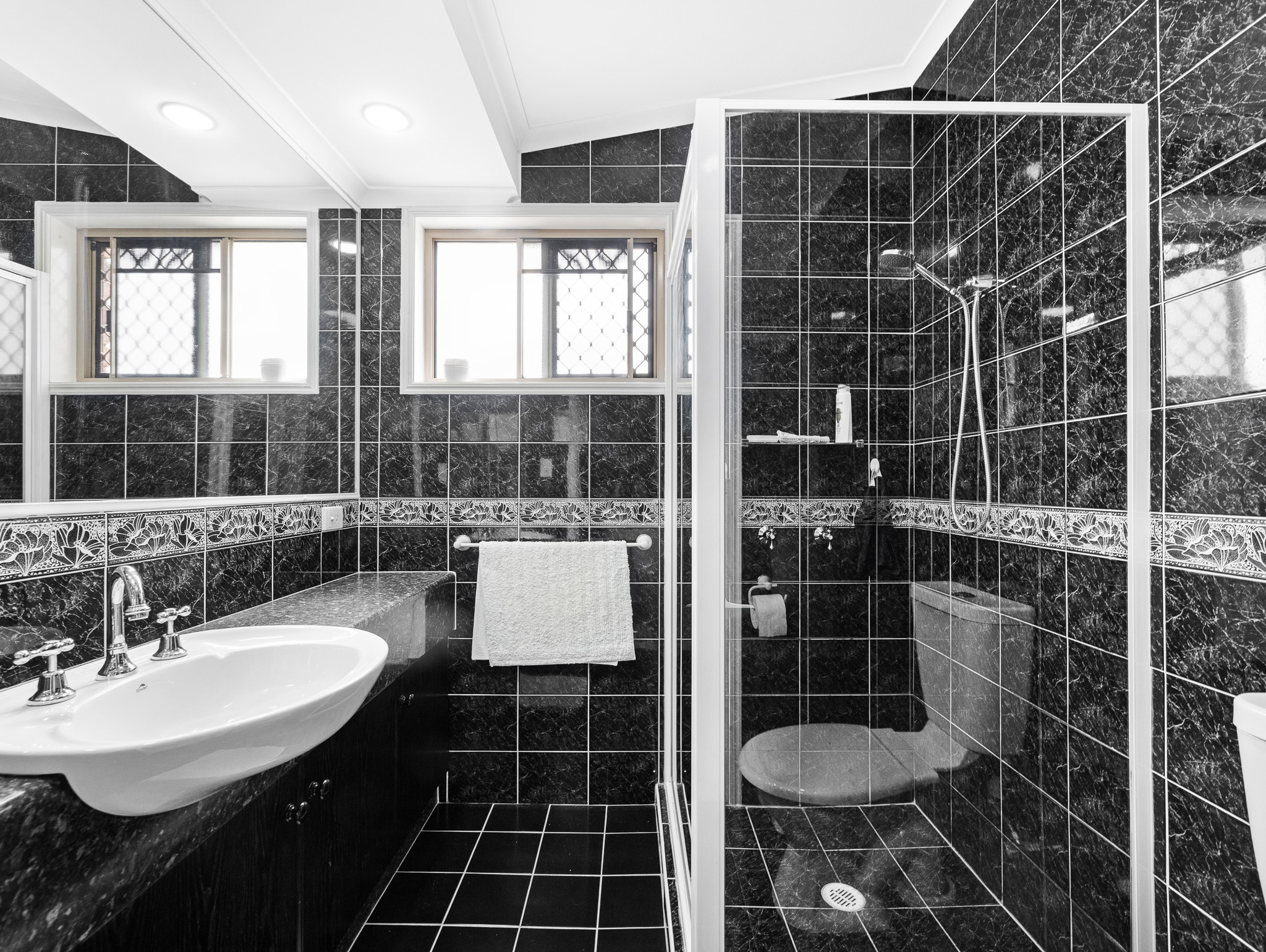 6 Woodland Close, TORQUAY, QLD 4655 AUS