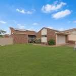 6 Woodland Close, TORQUAY, QLD 4655 AUS