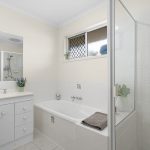 8 Topaz Circuit, URANGAN, QLD 4655 AUS