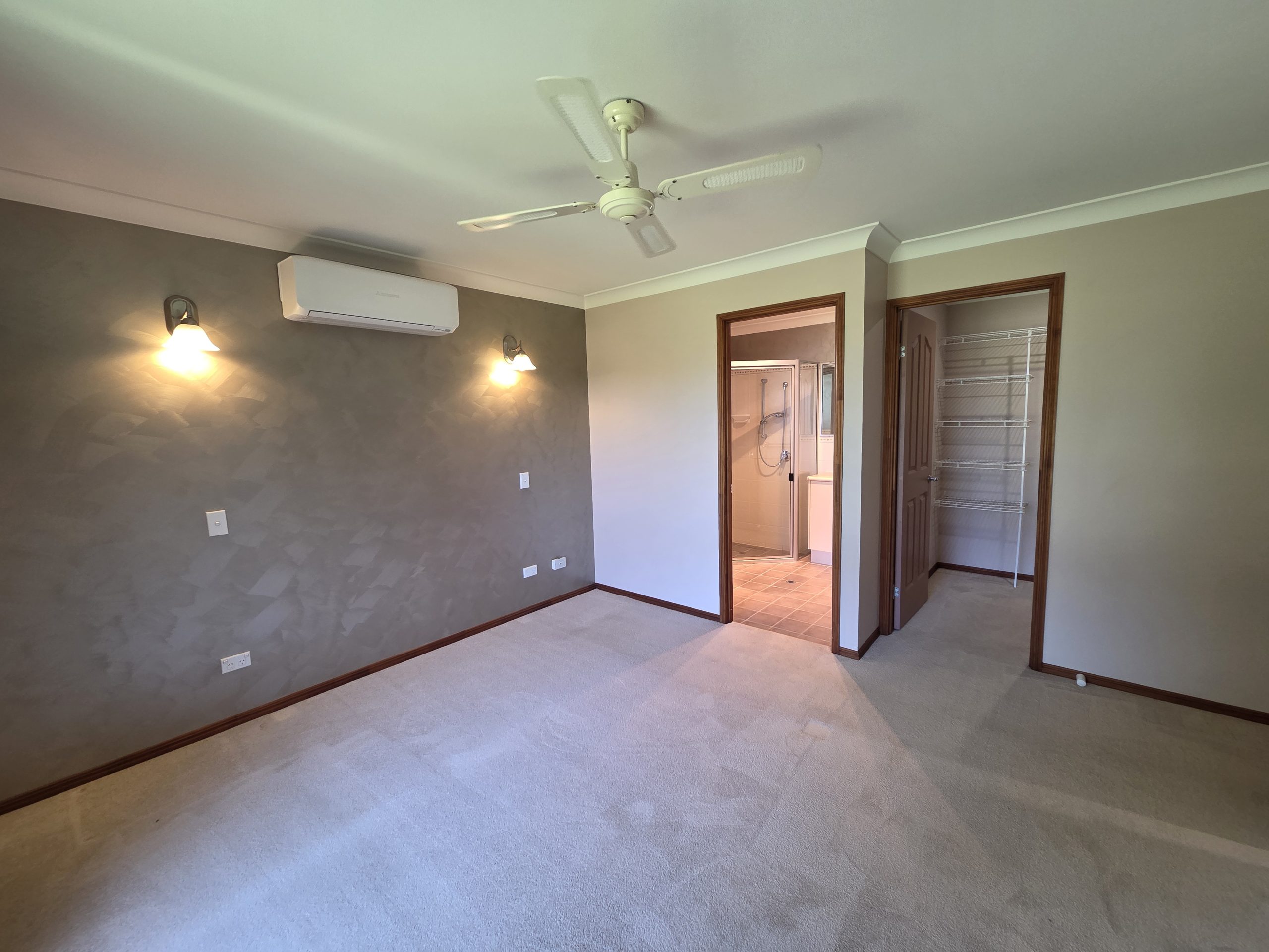 19 Archer Drive, POINT VERNON, QLD 4655 AUS