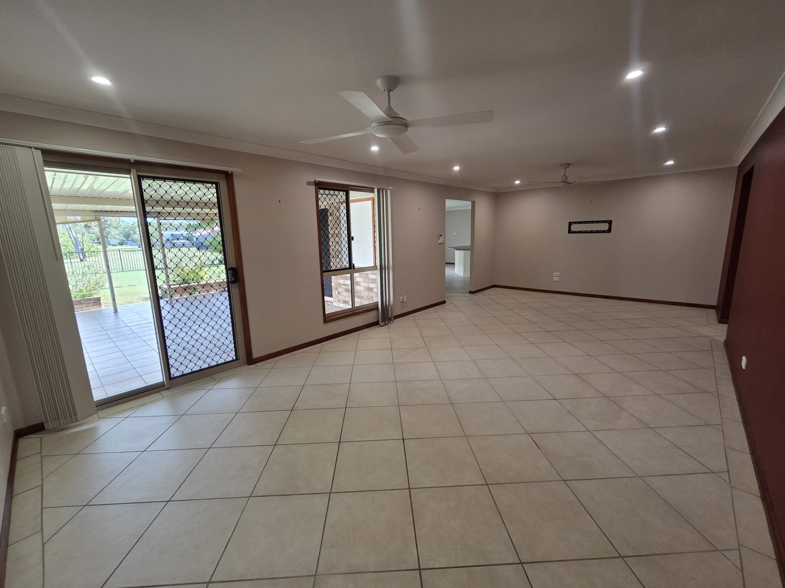 19 Archer Drive, POINT VERNON, QLD 4655 AUS