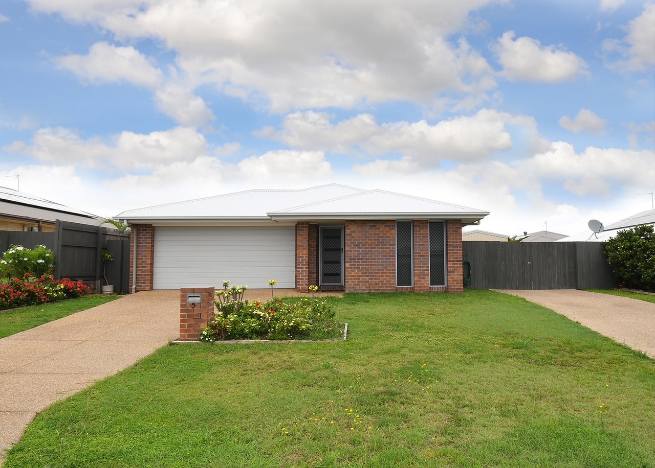 5 Wylie Way, URRAWEEN, QLD 4655 AUS