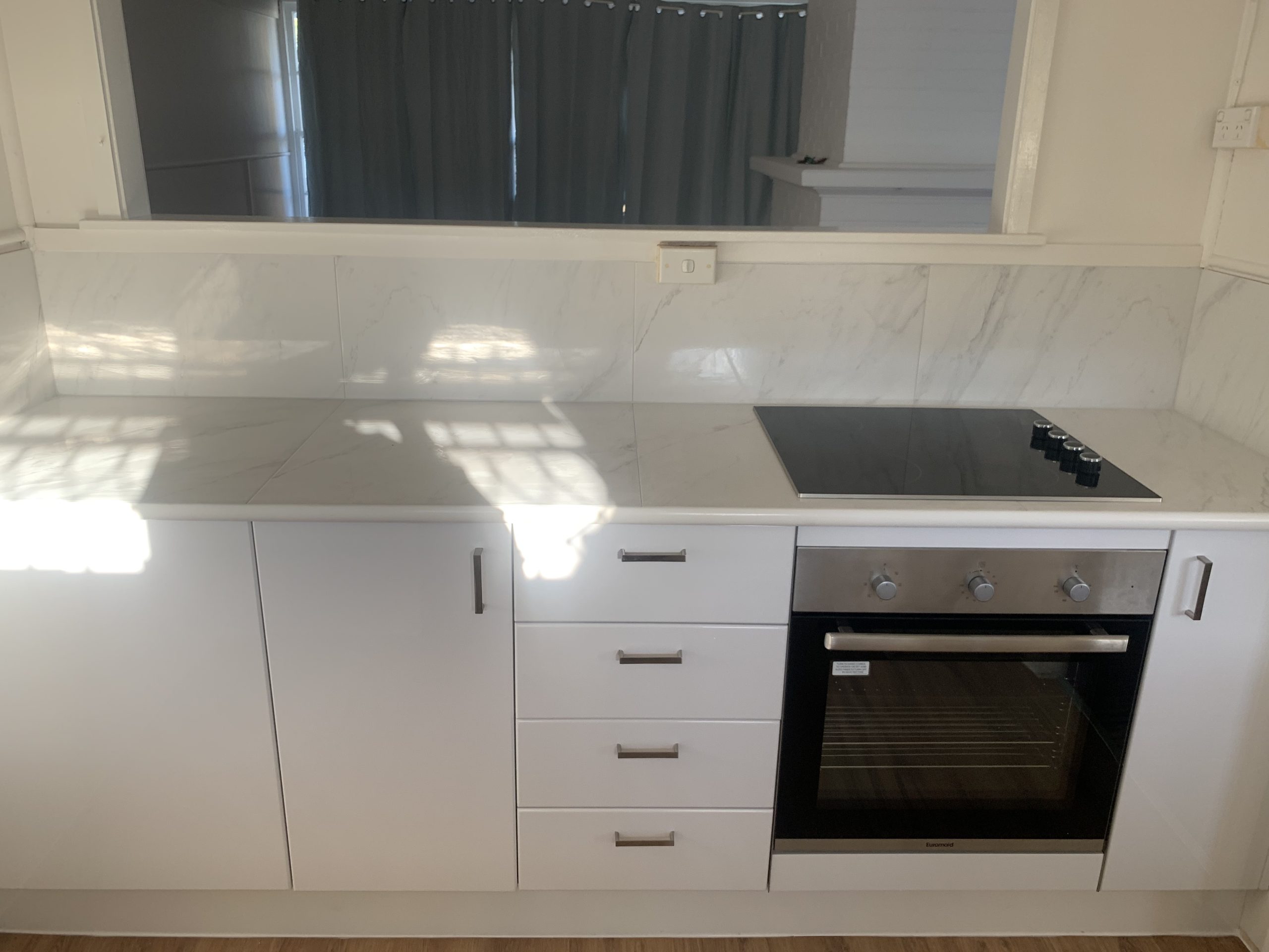 109 Esplanade, POINT VERNON, QLD 4655 AUS