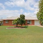 77 Exeter Street, TORQUAY, QLD 4655 AUS