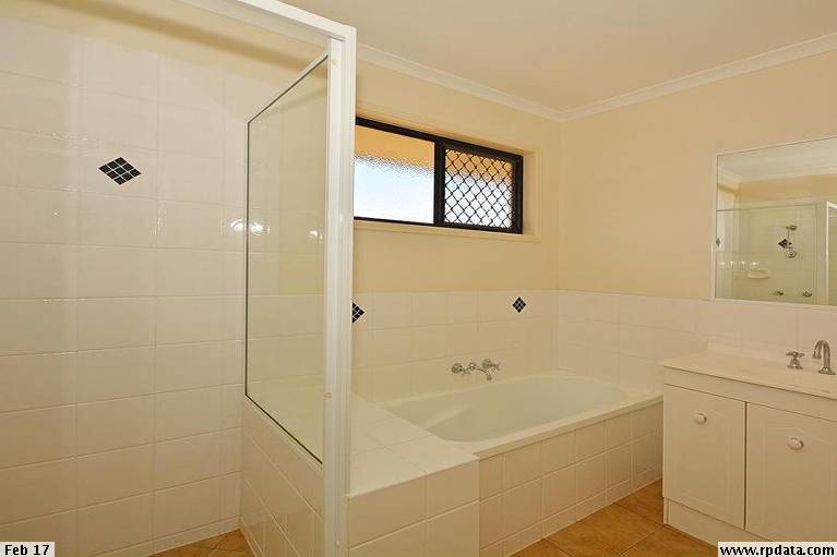 9 Grey Gum Court, URRAWEEN, QLD 4655 AUS